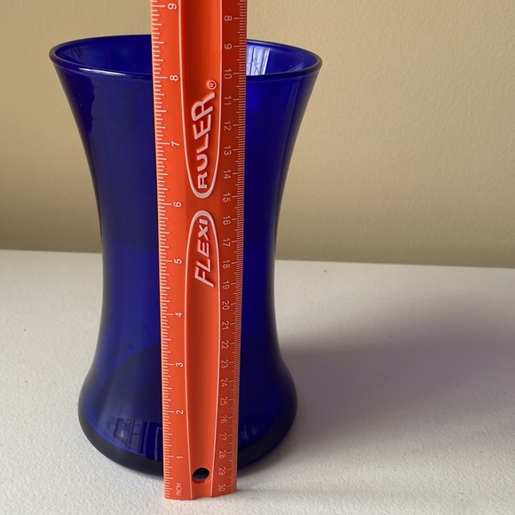 Blue Glass Vase - Picture 2 of 3
